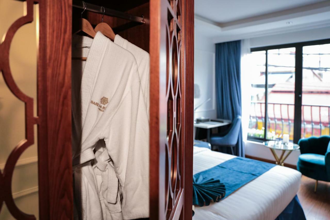 Hotel Fiesta And 4*